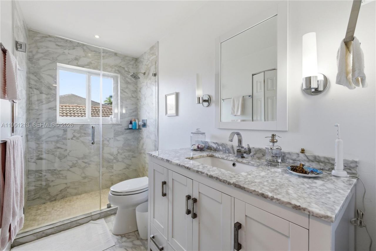 1844 Aspen Ln, Weston, FL 33327 Photo