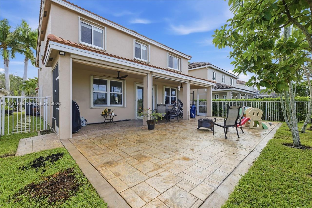 1844 Aspen Ln, Weston, FL 33327 Photo