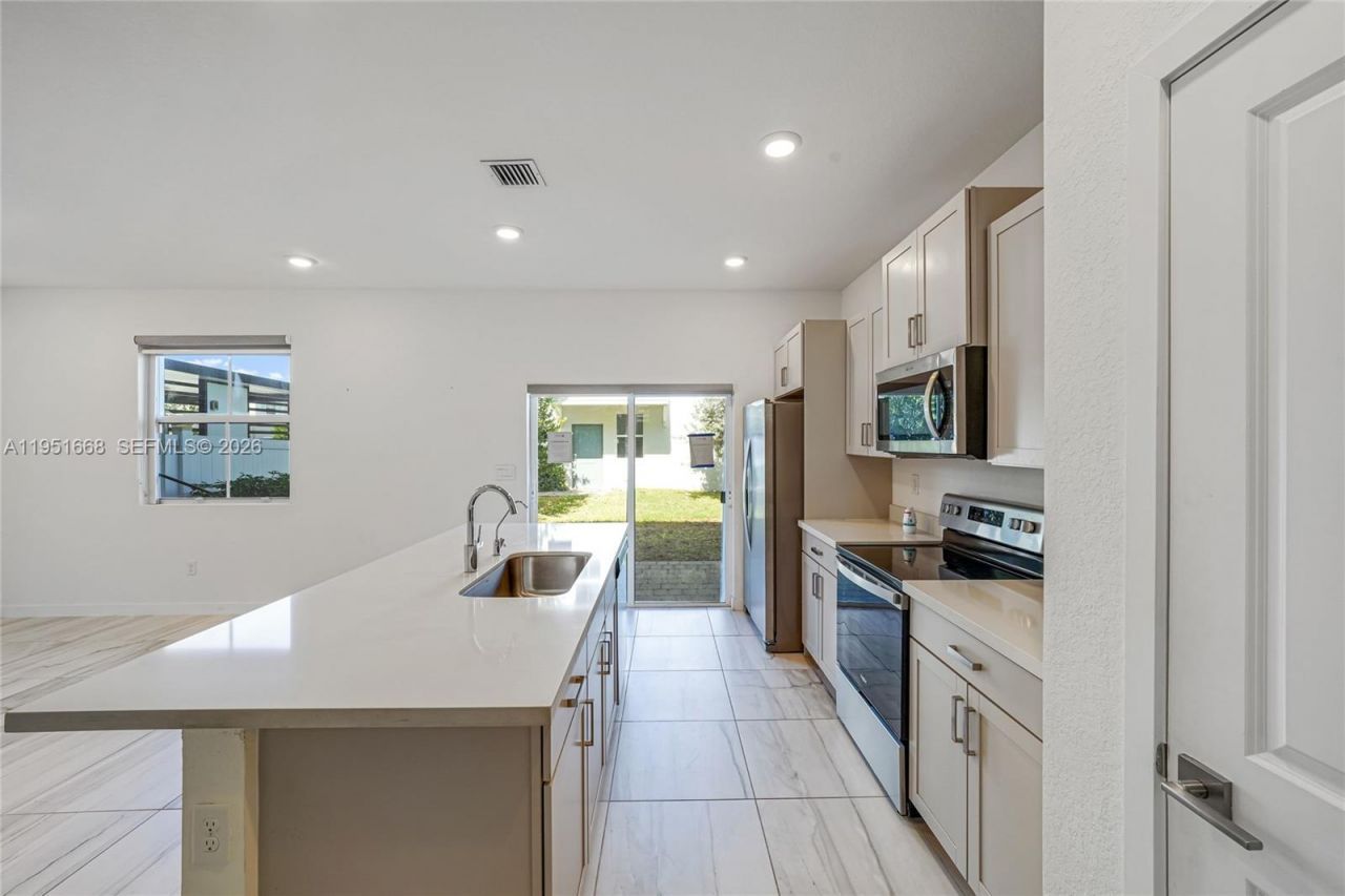 767 SE 18th St, Homestead, FL 33034 Photo