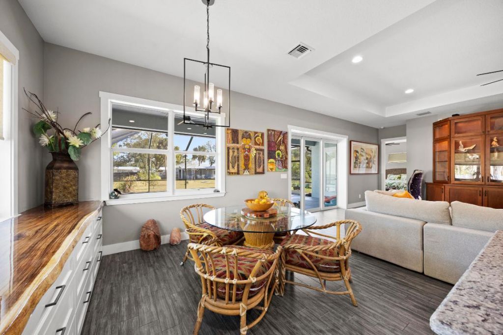 5458 Silver Oak Drive, Fort Pierce, FL 34982 Photo