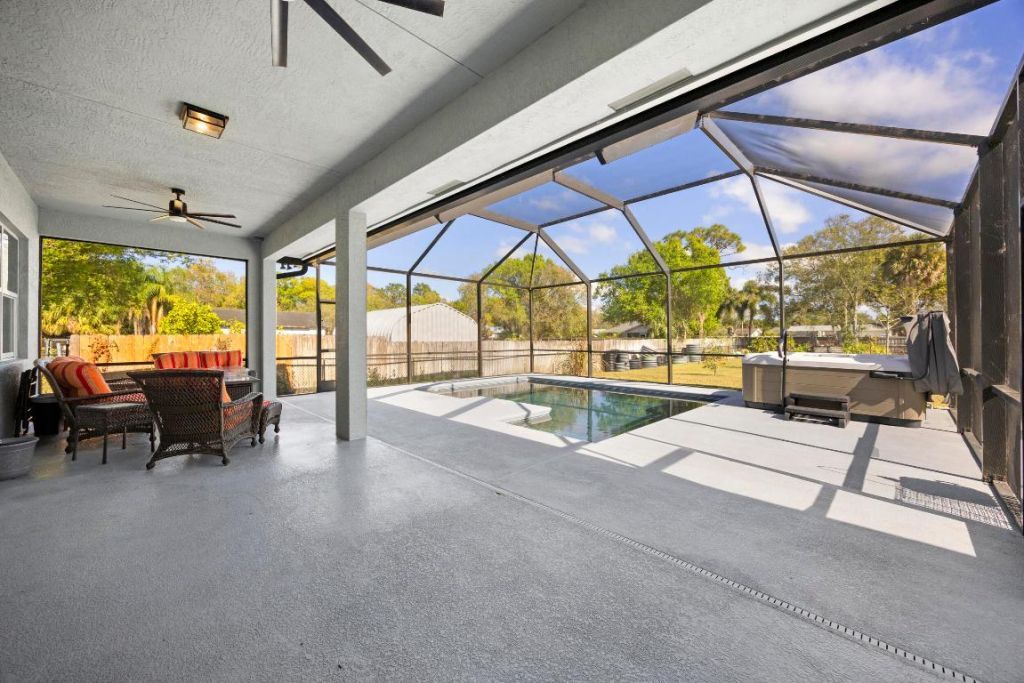 5458 Silver Oak Drive, Fort Pierce, FL 34982 Photo