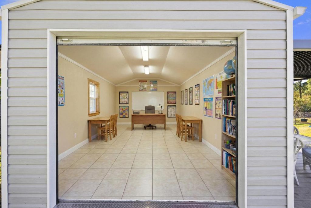 5458 Silver Oak Drive, Fort Pierce, FL 34982 Photo