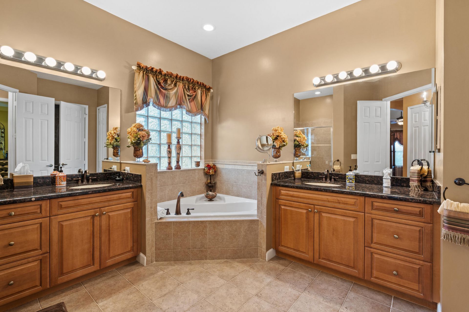 465 NW Dover Court, Port Saint Lucie, FL 34983 Photo