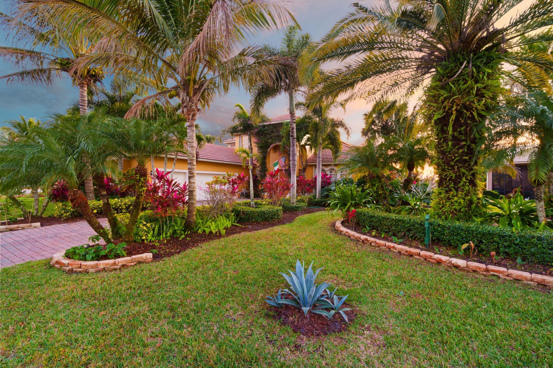 465 NW Dover Court, Port Saint Lucie, FL 34983 Photo