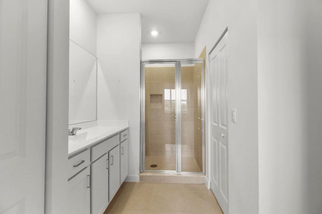 640 SE Lake Falls Street, Port Saint Lucie, FL 34984 Photo