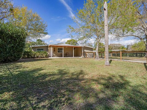 2875 58th Court, Vero Beach, FL 32966