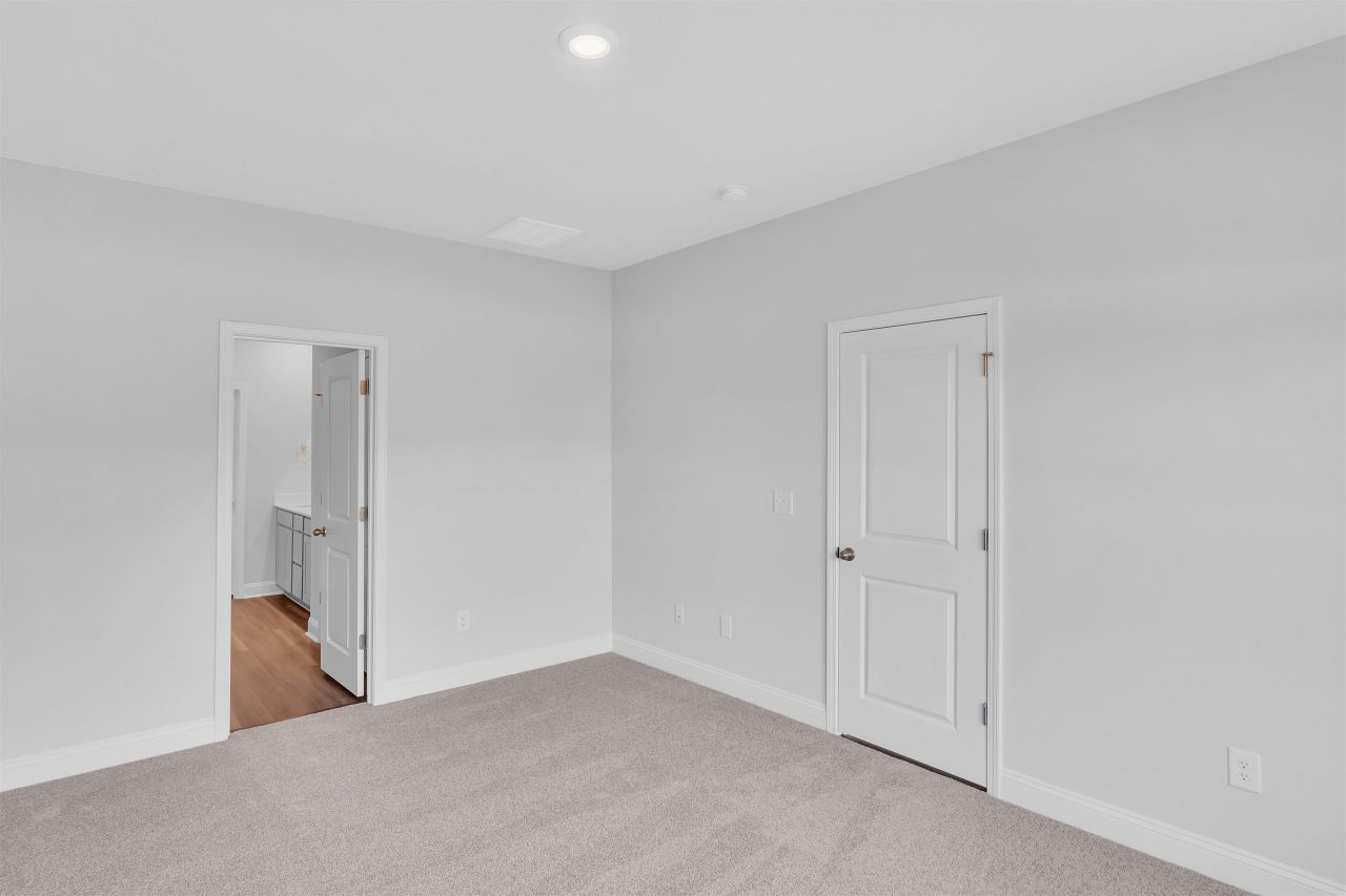 415 Waterend Dr. Photo 10