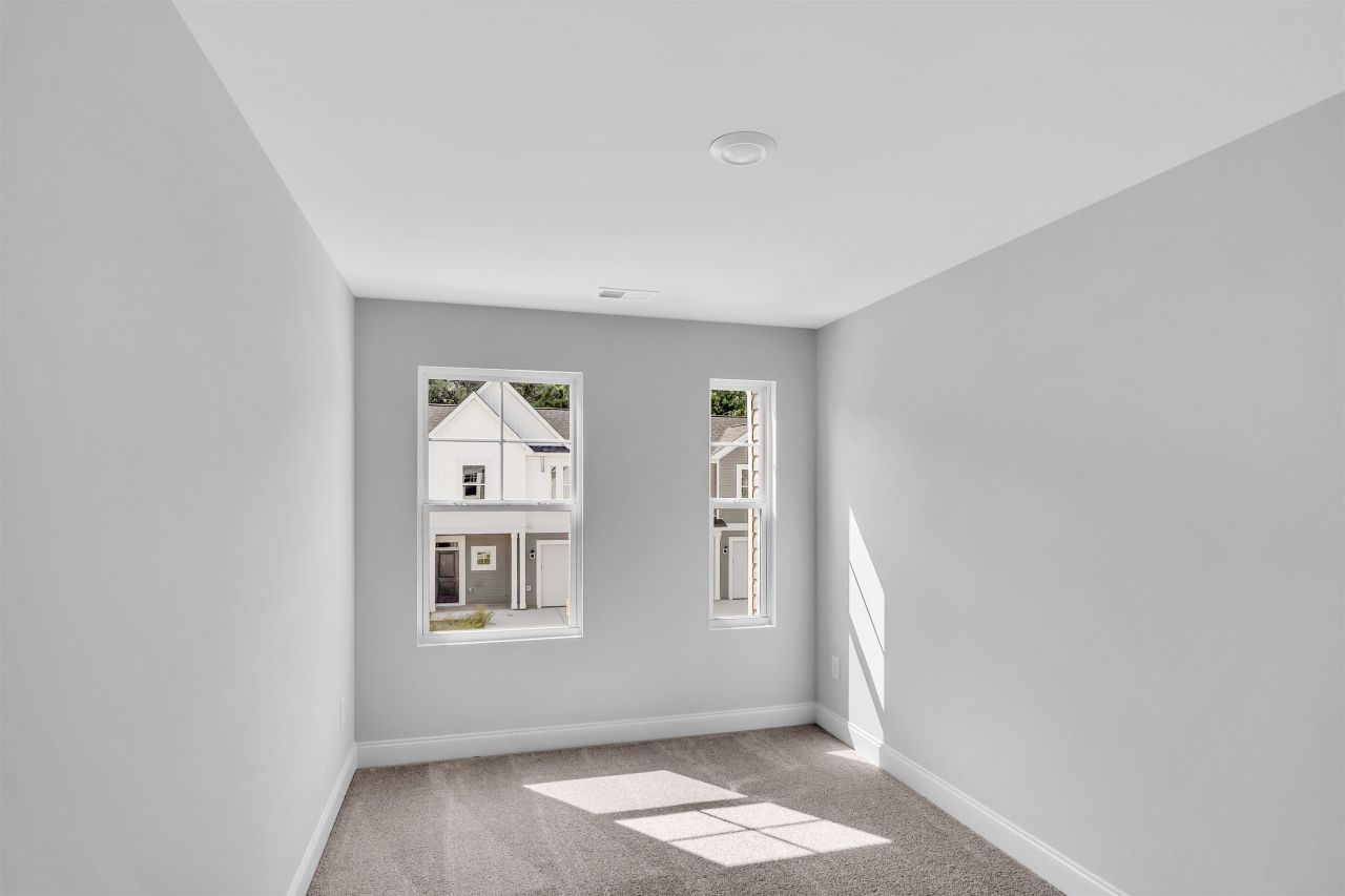 415 Waterend Dr. Photo 20