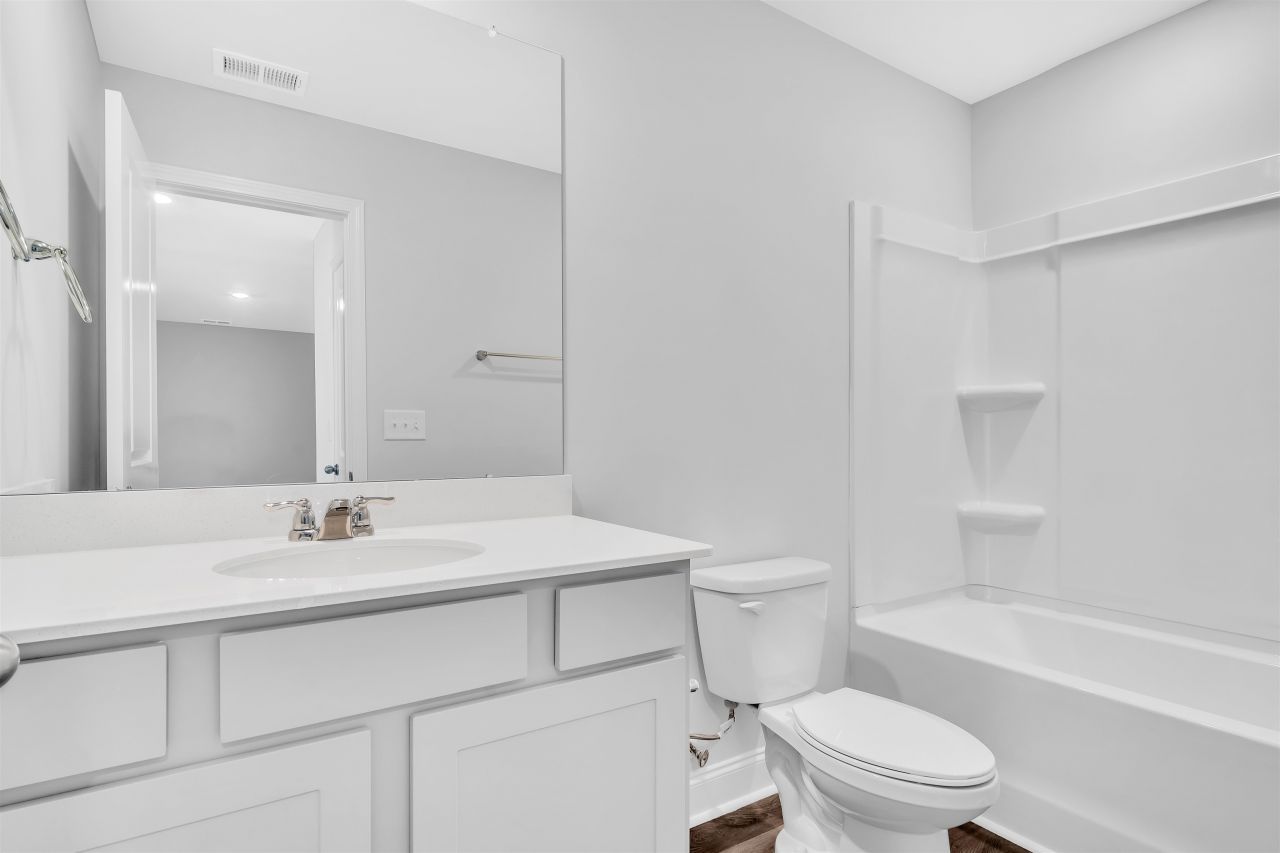 415 Waterend Dr. Photo 23