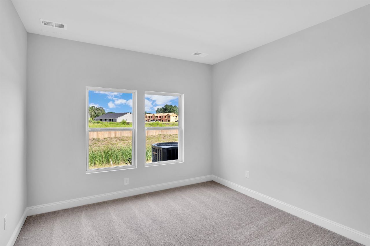 415 Waterend Dr. Photo 8