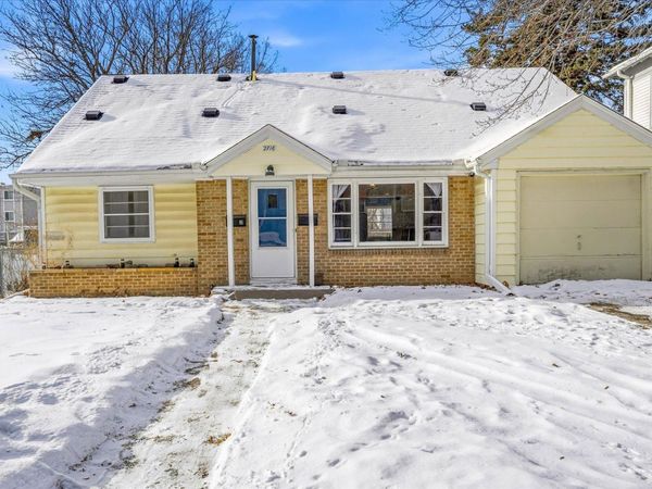 2716 2nd Avenue S, Minneapolis, MN 55408