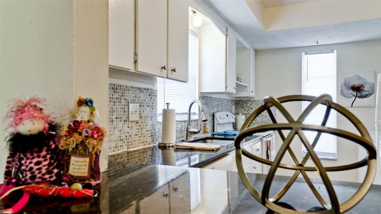 7811 43rd Avenue Drive W, Unit 19-A, Bradenton, FL 34209 Photo