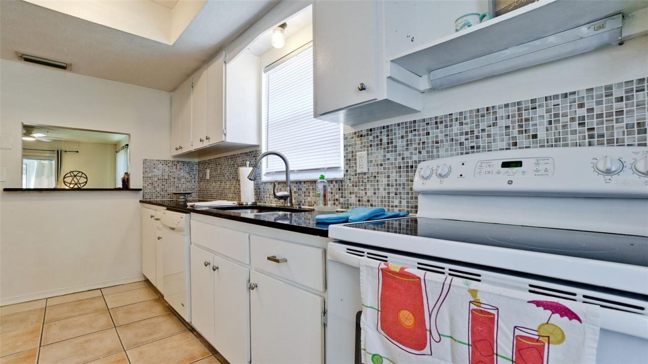 7811 43rd Avenue Drive W, Unit 19-A, Bradenton, FL 34209 Photo