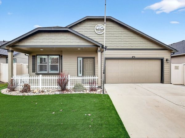 1422 S Girard St, Spokane, WA 99212