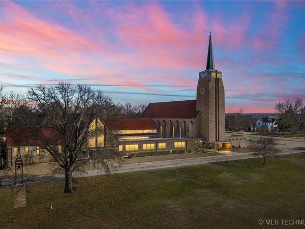 1505 E Grand Avenue , Ponca City, OK 74604