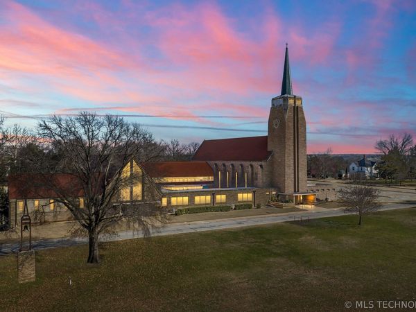 1505 E Grand Avenue , Ponca City, OK 74604