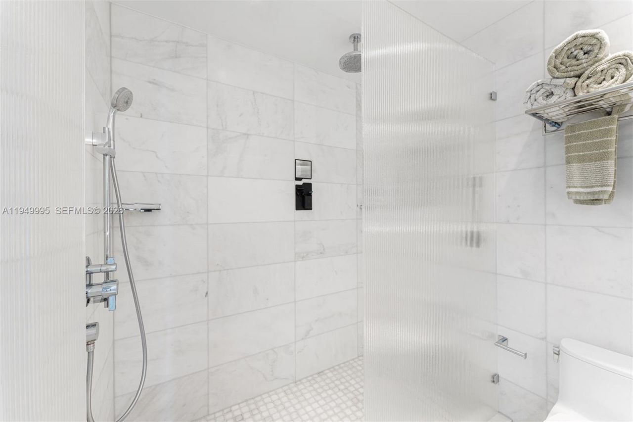 500 Alton Rd, Unit 2004, Miami Beach, FL 33139 Photo