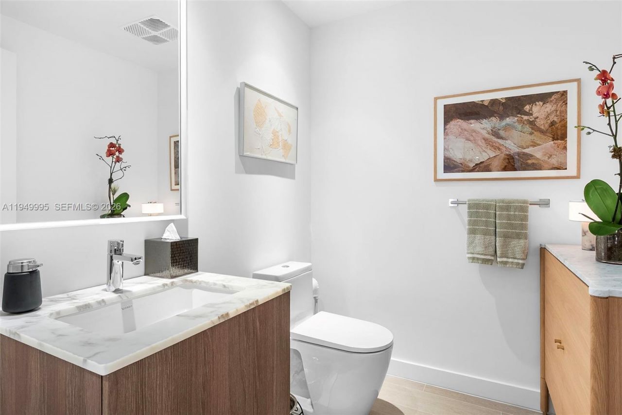 500 Alton Rd, Unit 2004, Miami Beach, FL 33139 Photo