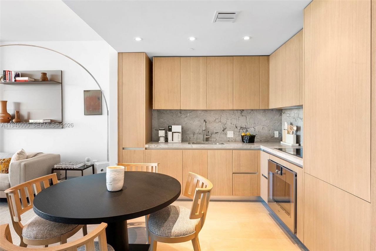 500 Alton Rd, Unit 2004, Miami Beach, FL 33139 Photo