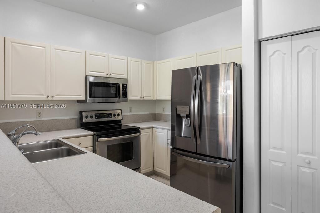 419 Rainbow Springs Ter, Royal Palm Beach, FL 33411 Photo