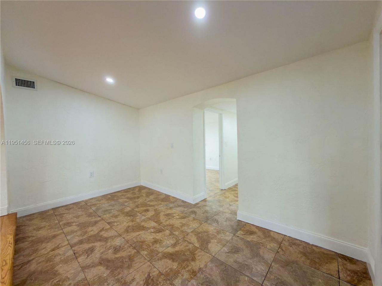 410 Pinecrest Dr, Miami Springs, FL 33166 Photo