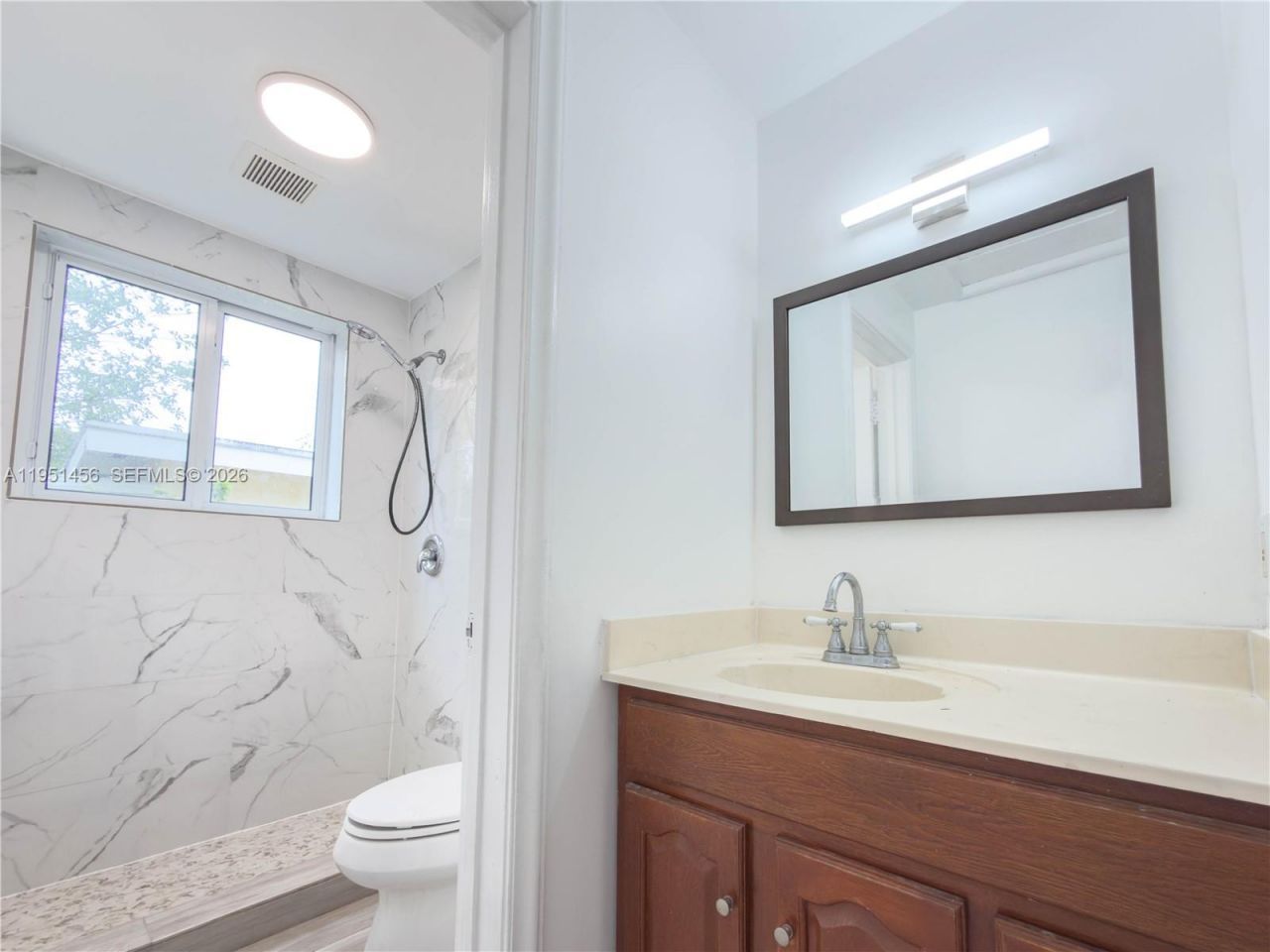 410 Pinecrest Dr, Miami Springs, FL 33166 Photo