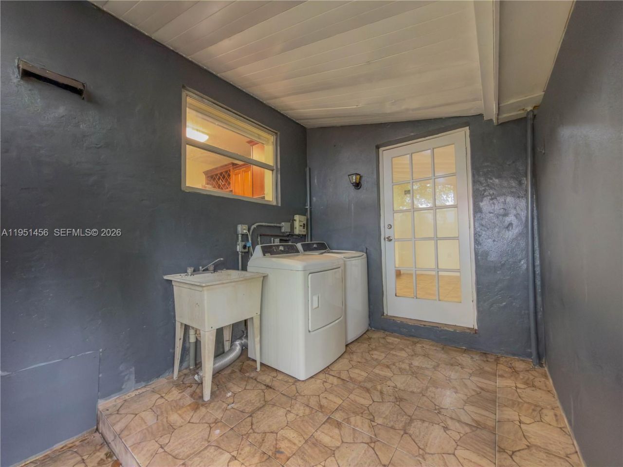 410 Pinecrest Dr, Miami Springs, FL 33166 Photo