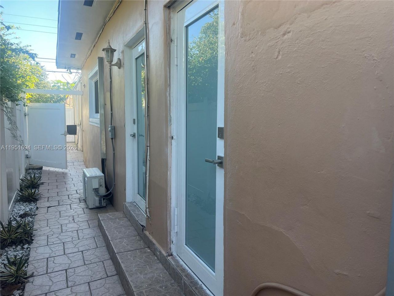 201 SW 51st Ct, Miami, FL 33134 Photo