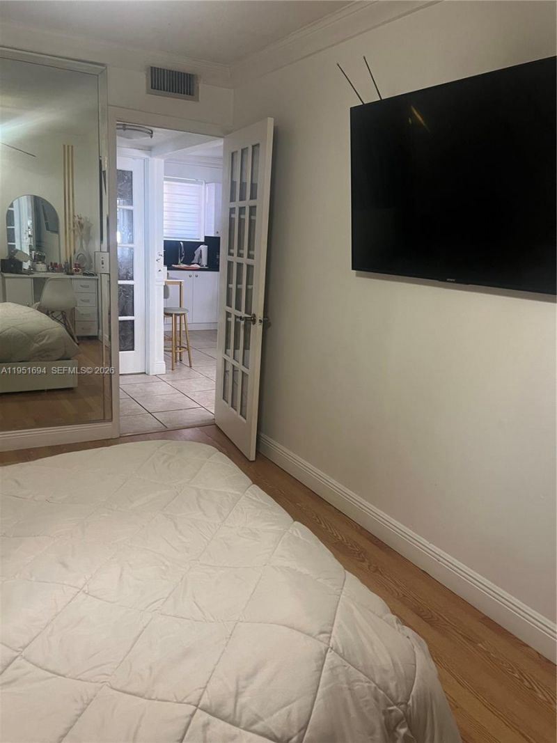 201 SW 51st Ct, Miami, FL 33134 Photo