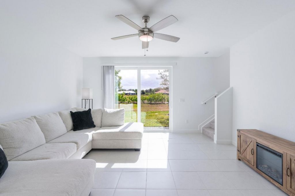 620 SE Lake Falls Street, Port Saint Lucie, FL 34984 Photo