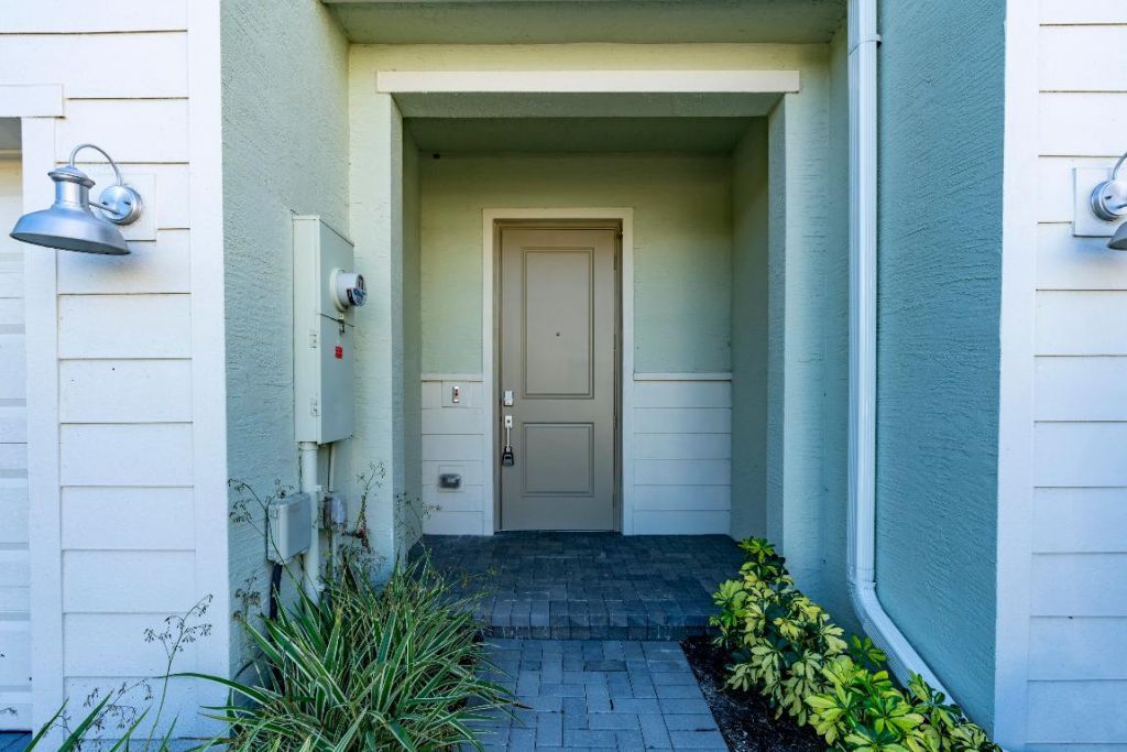 620 SE Lake Falls Street, Port Saint Lucie, FL 34984 Photo