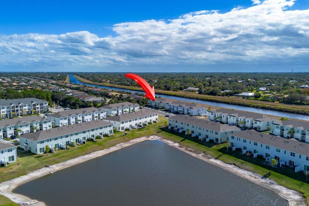 620 SE Lake Falls Street, Port Saint Lucie, FL 34984 Photo