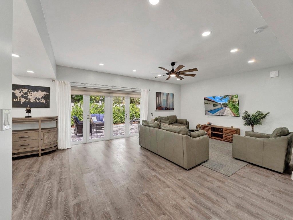 3261 Aqua Vista Drive, Pompano Beach, FL 33062 Photo