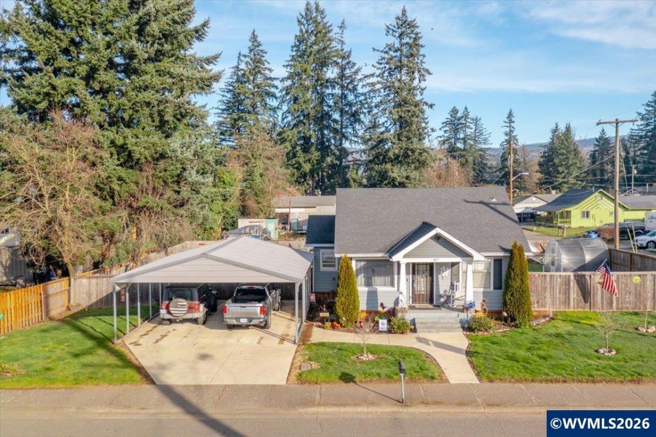 817 Main St, Lyons, OR 97358 Main Photo