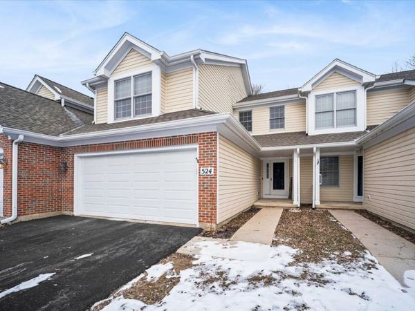 524 Bradbury Lane, Geneva, IL 60134