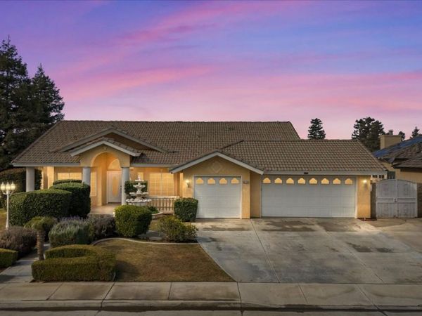 8119 Willoughby Court, Bakersfield, CA 93313