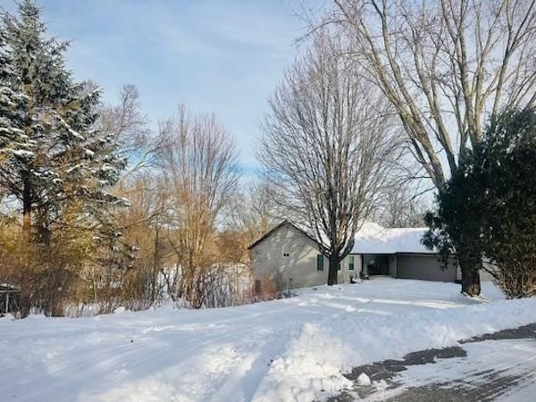20 Amy Ln, Mantorville, MN 55955