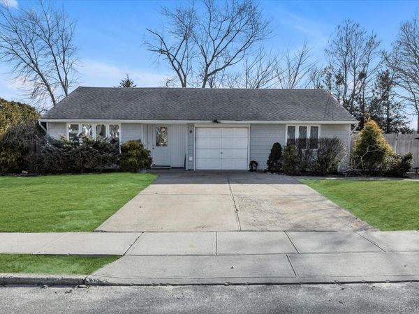 6 Anne Drive, Selden, NY 11784