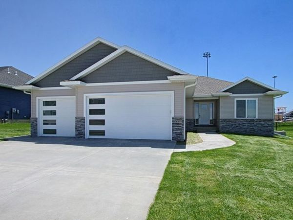 804 Windam Drive, Solon, IA 52333