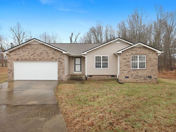 808 Jonathan Dr, Lebanon, TN 37087