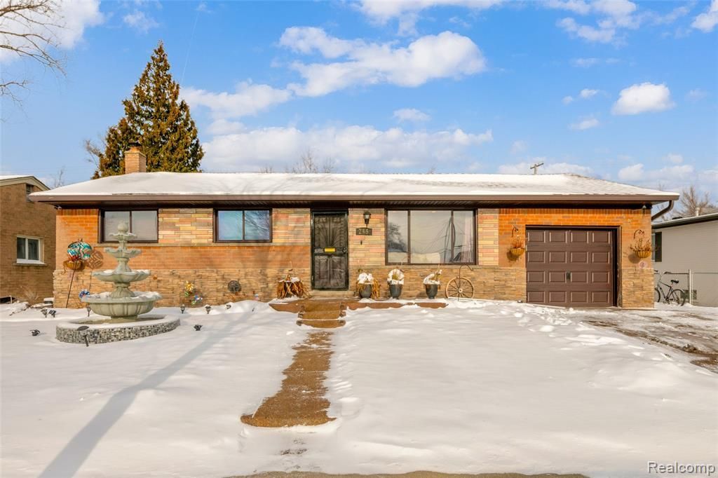 245 N Walnut Street, Mt. Clemens, MI 48043 Main Photo