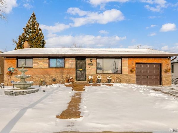 245 N Walnut Street, Mt. Clemens, MI 48043