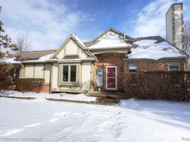 42209 Saratoga Circle, CANTON, MI 48187