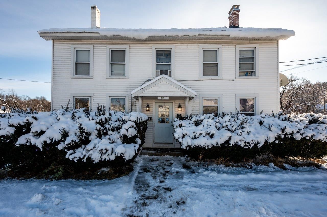 22 Concord Hill Road, Pittsfield, NH 03263 Main Photo