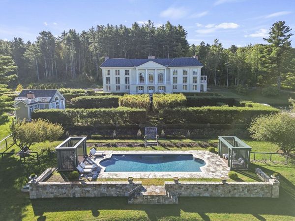 209 Blue Hill Rd, Great Barrington, MA 01230