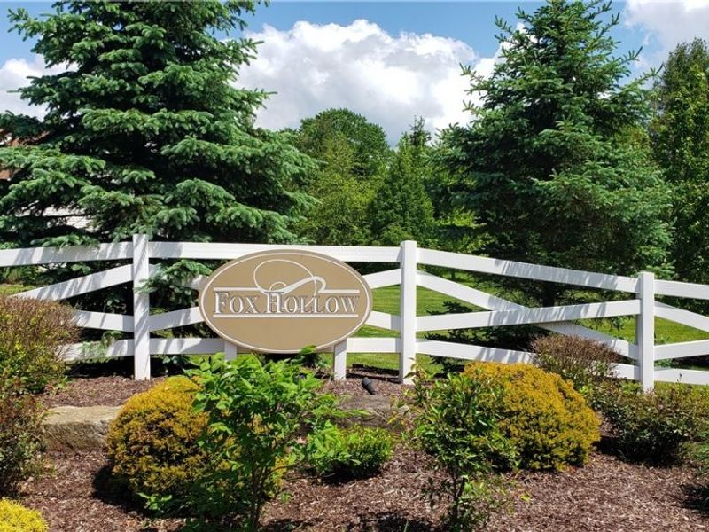 10937 Fox Den Circle, Garrettsville, OH 44231 Photo 3