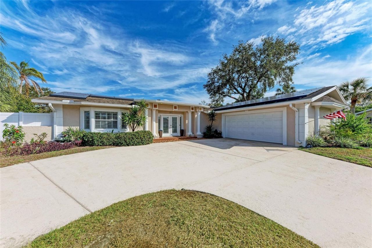 411 Harbor View Lane, Largo, FL 33770 Photo