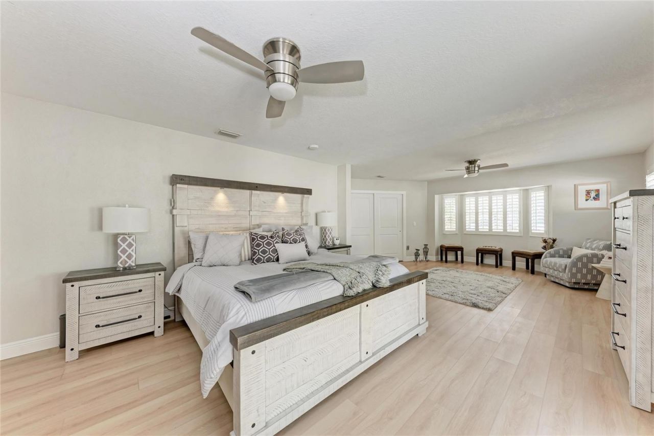 411 Harbor View Lane, Largo, FL 33770 Photo