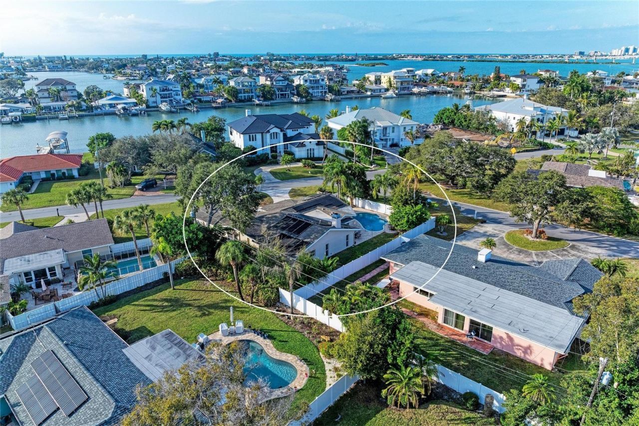 411 Harbor View Lane, Largo, FL 33770 Photo