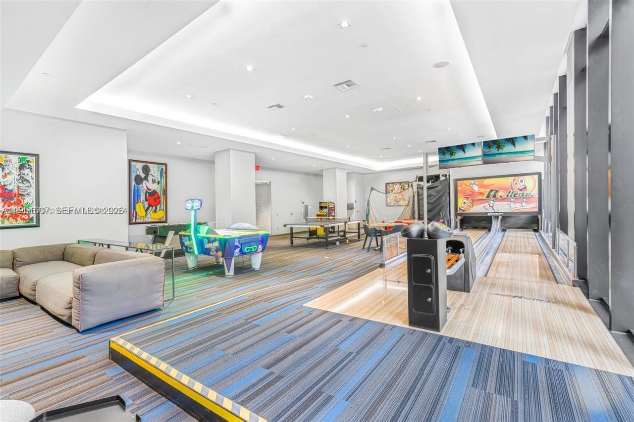 1010 Brickell Ave, Unit 1710, Miami, FL 33131 Photo